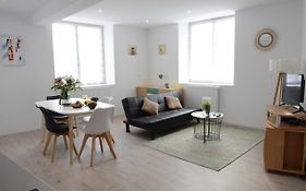 Appartement lumineux 3éme étage